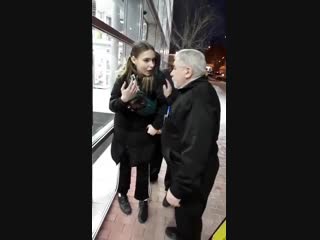 free в тольятти охранник напал на девушку из за подозрения в краже вафель за 20 рублей hd