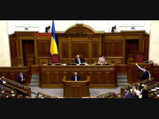 free порошенко и его совет национальной безопасности грабит армию и от этого не может защитить сбу гпу мвд так как там hd