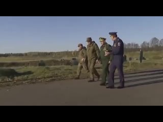 free шедевр показухи міністр оборони тероризму рф шойгу злякався своїх орків і в них забрали hd