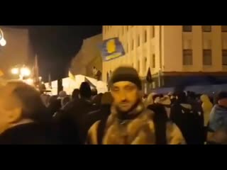 free на банковой построили палатку хозяину и установили сцену и начались музыкальные выступления в день траура 08 12 2019 hd