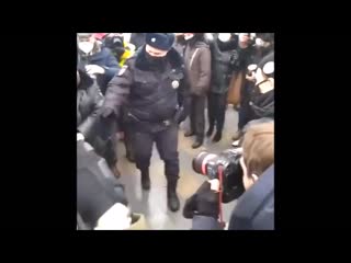free главное кричать не трогайте ребёнка да это недоруземение в дет домродителей лишить родительских прав и в тюрьму hd