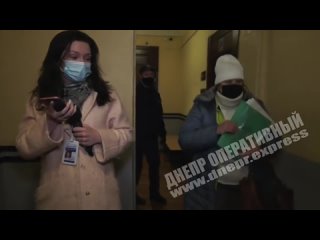 free в днепропетровске главред местного интернет издания лица алёна гарагуц набросилась на корреспондентку телеканала hd