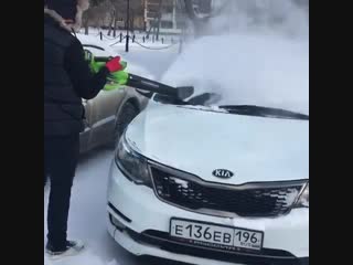 free очистить машину от снега при помощи воздуходува легко hd