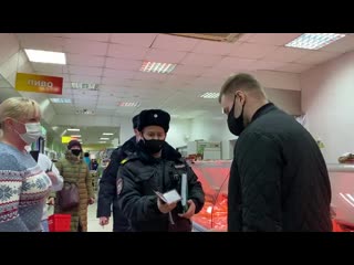 free пьяное быдло и борзая охрана быкуют на покупателя выкинули половину магазина парашники атакуют hd