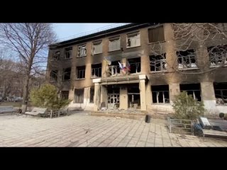 free ополченцы подняли флаг россии над мариуполем жители обращаются к зеленскому новости белрусинфо 28 03 2022 hd