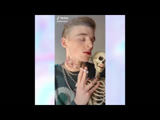 free танцуют парни студент tik tok тик ток kwai юный кун модель домашнее тверк топовый спортсмен школьник мачо бой hd