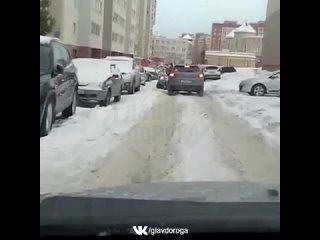free молодой парень врезался в авто и быстренько удрал hd