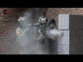 free тренироа спецназа с живыми целями и боевыми патронами insane russian sobr training hd