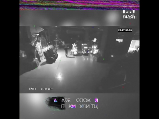 free отец с сыном заперлись в тц в барнауле и устроили свои парк развлечении hd
