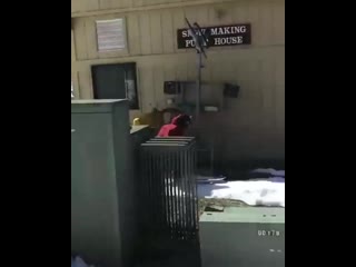 free просто в этом магазине цены подняли опять вот и решил в другой сгонять hd