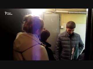 free взяли за шкирку и выкинули на улицу как в москве выселяют без решения суда hd