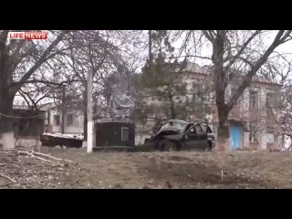 free особое мнение комбат азова врезался в памятник героям вов и погиб hd
