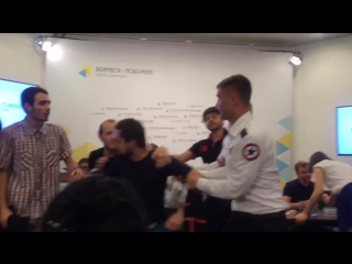 free особое мнение майданутые студенты свергли молодые режим а новая власть лишила их стипендий которые им платил янукович hd