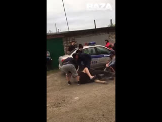 free в городе заринск алтайский край пьяная компания напала на полицейских при исполнении hd