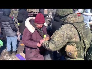 free в населенные пункты изюмского района харьковской области силами вс рф доставлена гуманитарная помощь для местных hd