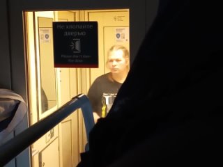 free полненькая девушка пампушка с большими грудями в футболке без лифчика очень сексуально выглядит hd