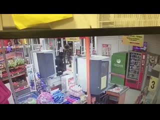 free в свердловской области местные пацанчики насмотрелись фильмов про ограбления и элегантно спиздили банкомат из hd
