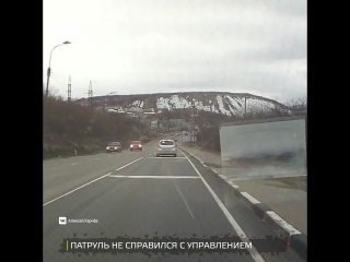 free в мурманске патрульные улетели в кювет в ходе погони за пьяным водителем hd
