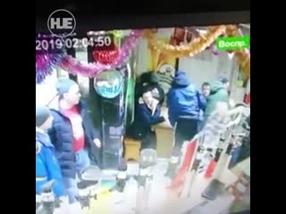 free в краснотурьинске молодого парня порезали в баре его бывшая жена и бывшая тёща hd