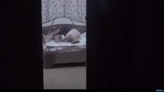 free пьяная жена первый раз трахает с двумя мужиками одновременно порно видео на hd