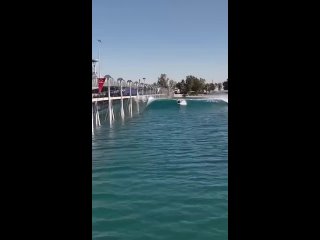 free ранчо келли слейтер для серфинга где волна создаётся в результате движения поезда hd