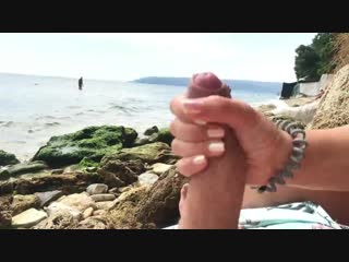 free молодая пара ни кого не стесняясь трахается на пляже hd
