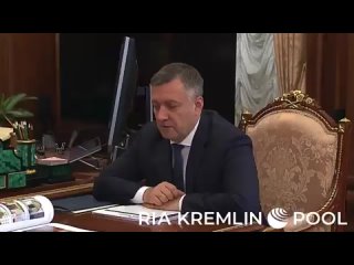 free в великой россии люди плачут от счастья при открытии молодые сада hd