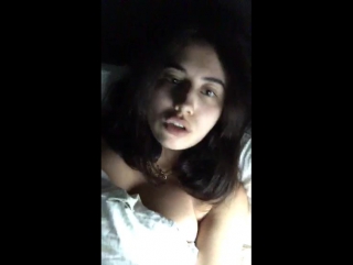 free сиськи с пирсингом никак не хотят ложиться спать в перископе periscope hd