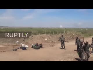 free сирийская армия в селении аль шария на севере провинции хама hd