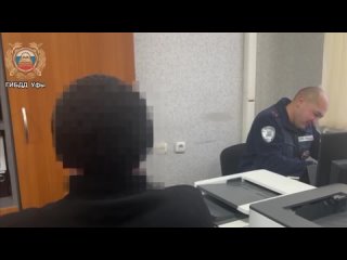 free мужчина в уфе проехал на красный свет и чуть не сбил мальчика на пешеходном переходе hd