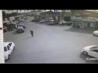 free в астрахани у рынка славянка сбили трехлетнего ребенка hd