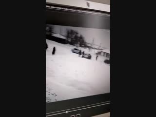 free в алтайском крае водитель автомобиля toyota не справился с управлением и влетел в толпу стоящую на останое hd