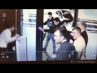 free в екатеринбурге массовая драка в ночном клубе синий жук из за девушки попала на видео hd