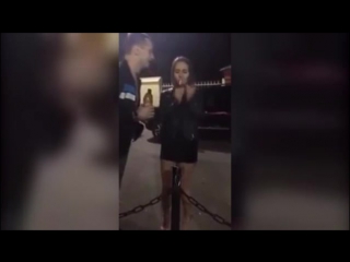 free парень отправил девушку в нокаут возле ночного клуба в ульяновске hd