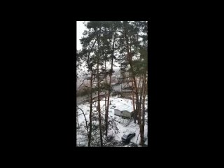 free реактивные самолеты над ирпенем ракеты по сообщениям местных жителей попали в жилые дома hd
