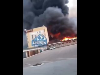free поступают сообщения о прилете в районе жд вокзала в неподконтрольном украине донецке hd