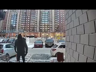 free трое мигрантов напали на мужчину в свердловском районе иркутска hd