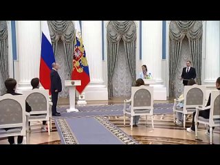 free спасибо вам что высоко подняли знамя страны мы его не опустим обещаю hd