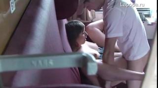 free с подругой в поезде скрытая камера секс порно домашнее порево трахает попка сиськи 18 hd