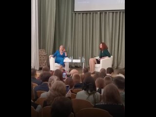 free очень смелая студентка международник в екатеринбурге на встрече с марией захаровой начала задавать крайне неудобные hd
