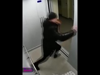 free любовь зла в казани мужчина избил лифт в доме своей возлюбленной предположительно после того как она его выгнала hd