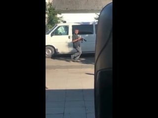 free парень своеобразно присоединился к утренней зарядке hd