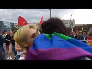 free лесбиянки против диктатуры жалкое хоть и смешное зрелище место действия минск hd