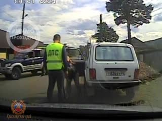 free пьяная автоледи оказала сопротивление сотрудникам полиции красноярский край hd