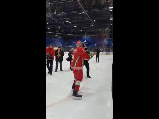 free кроме этого удивляет то что загнанную массоу абсолютно не волнует риск заболеть и стать разносчиком опасной болезни hd