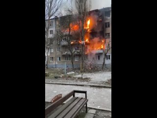 free окупанты продолжают бить по жилым домам утренние разрушения в николаеве hd