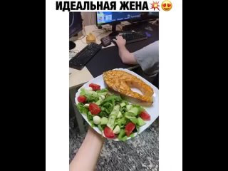 free её муж миллионер геймер ей не надо работать только кормить своего богатого мужа hd