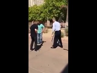 free реакция на плакат на котором написано что в мире существуют только два пола hd