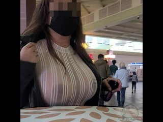 free мамаша наслаждается фуд кортом в торговом центре самые горячиe девочки порно секс минет сиськи жопа молодая дрочит hd