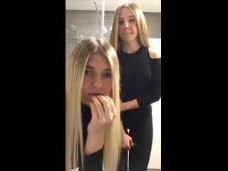 free жопастые молодые тануют и курят в туалете перископperiscope hd